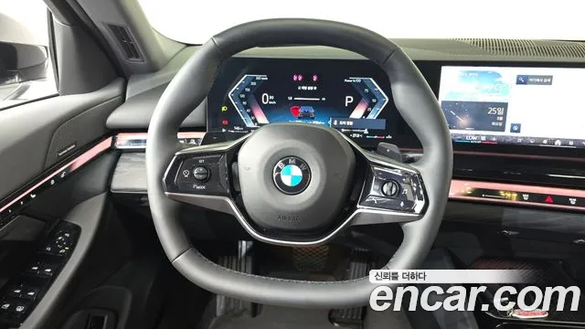 BMW 5-Series 5 серия (G60) — Фото автомобиля 13