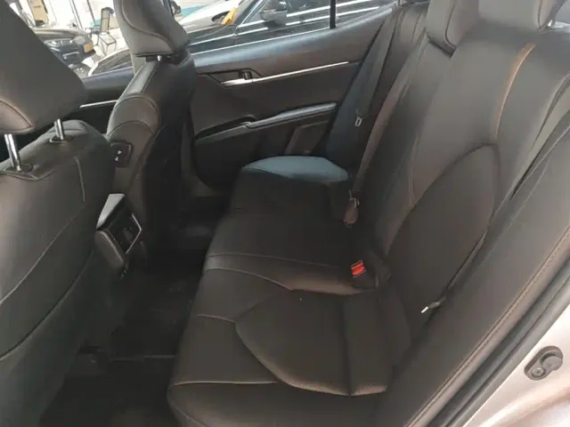 Toyota Camry — Фото автомобиля 16