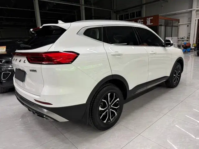 Haval H6 — Фото автомобиля 9