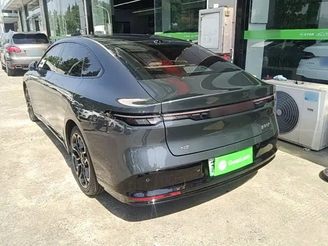 Nissan N7 — Фото автомобиля 4
