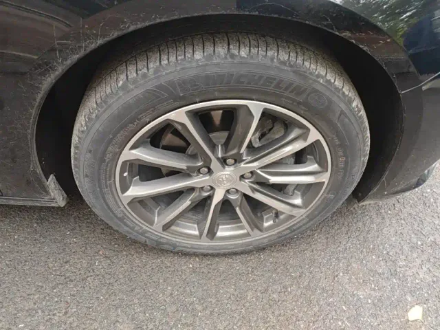 Buick LaCrosse — Фото автомобиля 24