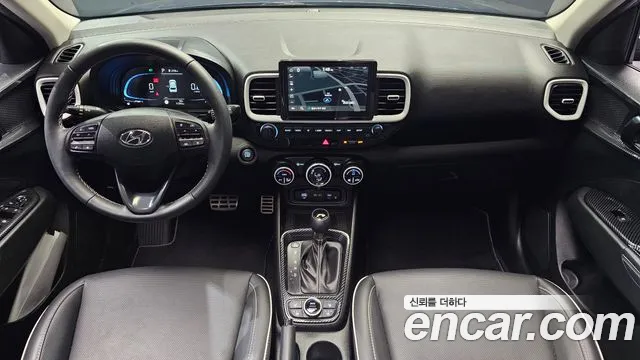 Hyundai Venue — Фото автомобиля 7