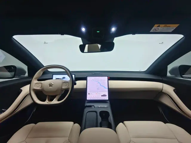 Nio ET5 — Фото автомобиля 9