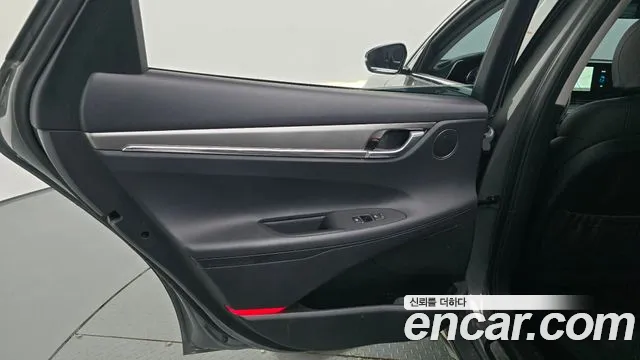 Hyundai Grandeur Premium — Фото автомобиля 24
