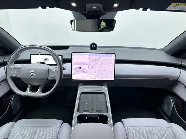 Nio ET5 — Фото автомобиля 13