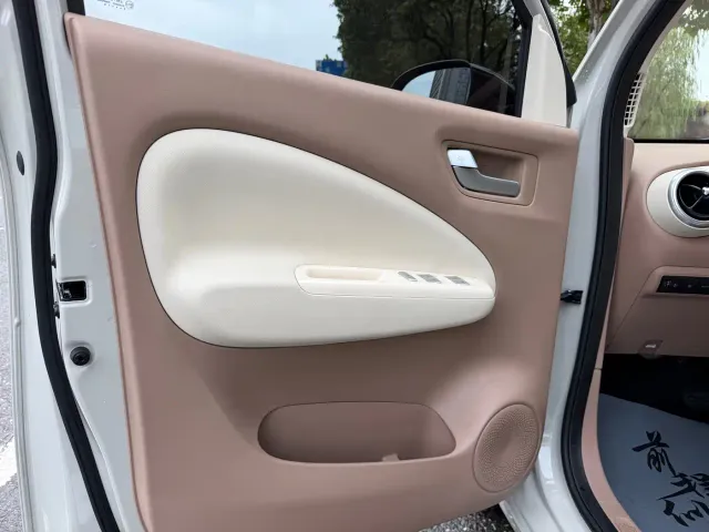 Wuling Hongguang Mini EV — Фото автомобиля 17