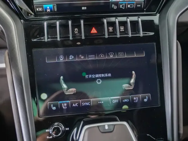 Lamborghini Urus — Фото автомобиля 13
