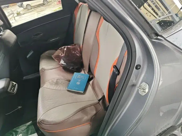 BYD Qin L — Фото автомобиля 14