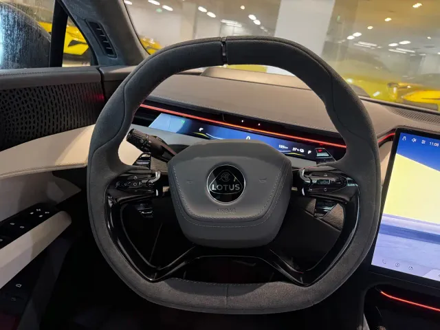 Lotus Emeya — Фото автомобиля 10