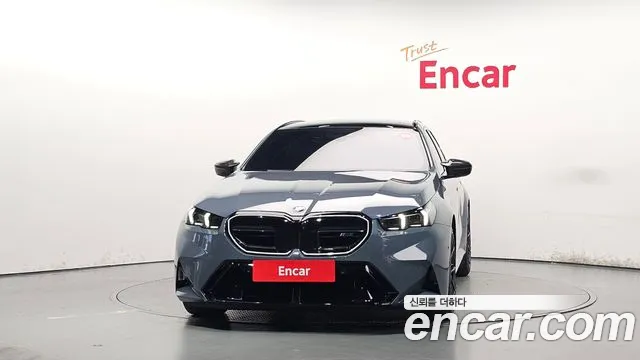 BMW M5 — Фото автомобиля 3