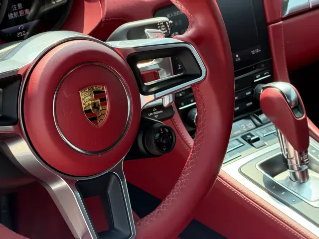 Porsche 718 — Фото автомобиля 6