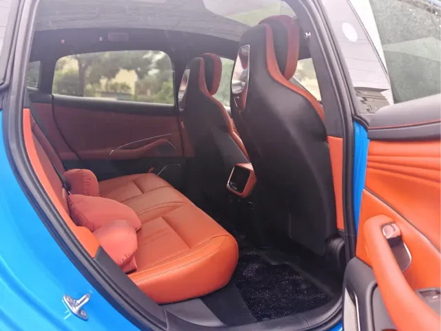 Xiaomi SU7 — Фото автомобиля 21