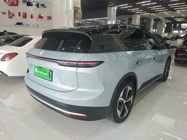 Nio ES6 — Фото автомобиля 4