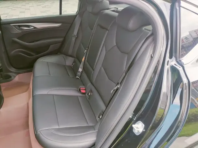 Cadillac CT5 — Фото автомобиля 24