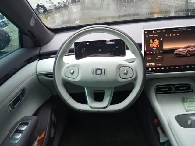 Changan Qiyuan A06 — Фото автомобиля 13