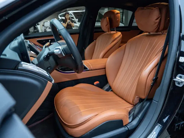 Mercedes-Benz S-Class — Фото автомобиля 19