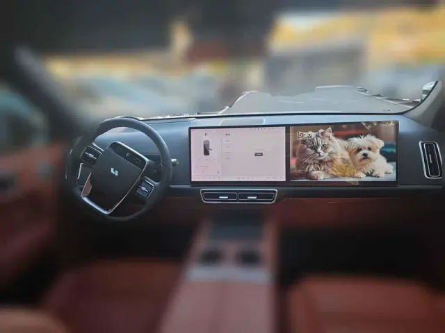 Li Auto L7 — Фото автомобиля 12
