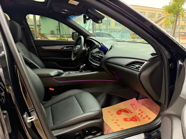 Cadillac CT5 — Фото автомобиля 9