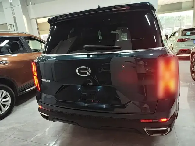 GAC Trumpchi GS8 — Фото автомобиля 5