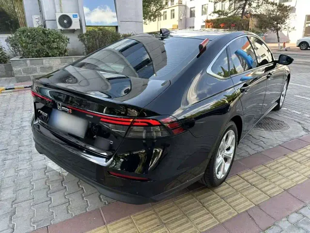 Honda Accord — Фото автомобиля 13