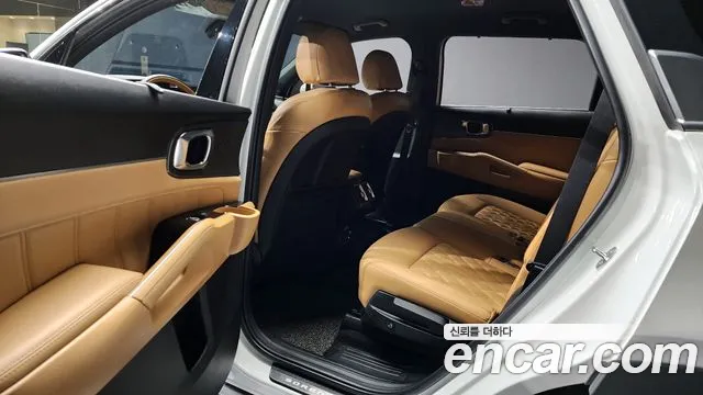 Kia Sorento Sorento 4-е поколение Бензин 2.5T 4WD — Фото автомобиля 12