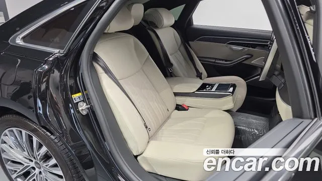 Audi A8 55 TFSI quattro Premium LWB — Фото автомобиля 11