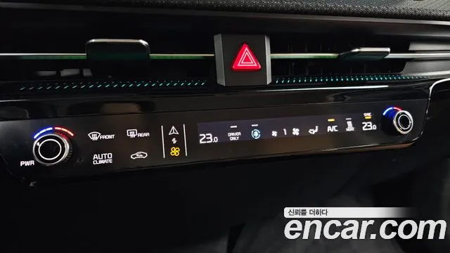 Kia EV6 — Фото автомобиля 25