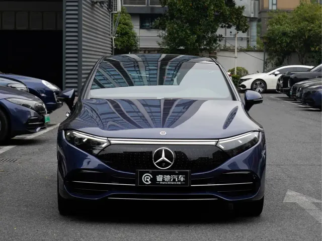 Mercedes-Benz EQS — Фото автомобиля 2
