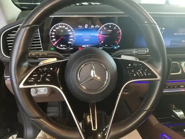 Mercedes-Benz GLE-Class — Фото автомобиля 10