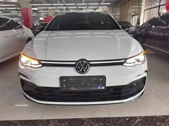 Volkswagen Golf 2021 280TSI DSG R-Line — Фото автомобиля 2