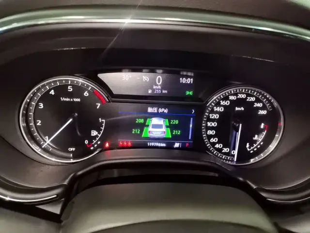 Cadillac CT5 — Фото автомобиля 11