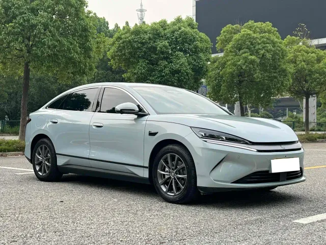 BYD Qin L — Фото автомобиля 3