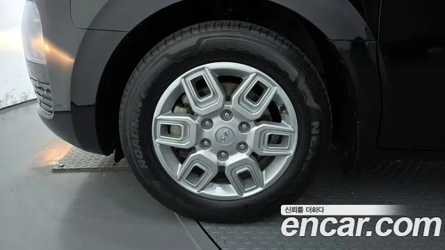 Hyundai Staria Staria 4WD Tourer 9 мест — Фото автомобиля 5