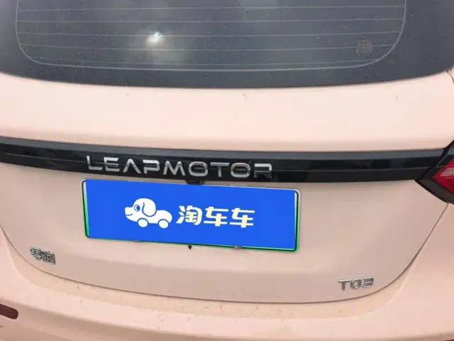 Leapmotor Leapmotor T03 2022 Colored Glass Edition — Фото автомобиля 4