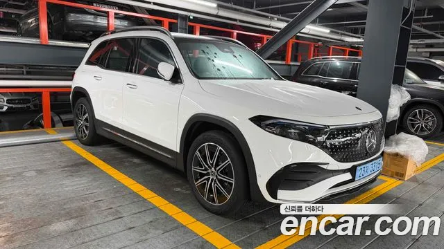 Mercedes-Benz EQB X243 — Фото автомобиля 3