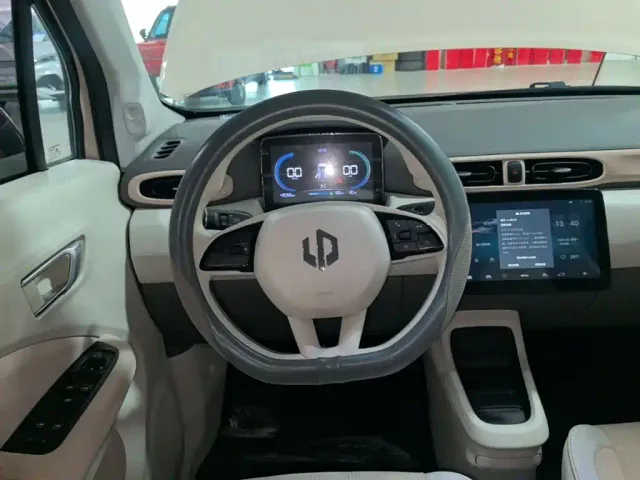 Leapmotor T03 — Фото автомобиля 10
