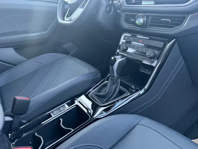 Volkswagen Tharu — Фото автомобиля 14