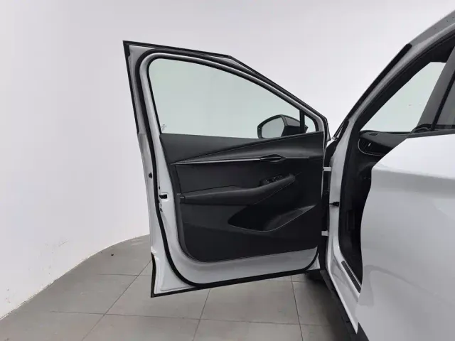 Volkswagen ID. Unyx 06 — Фото автомобиля 8