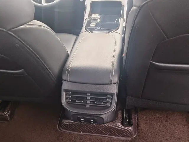 Haval H6 — Фото автомобиля 10
