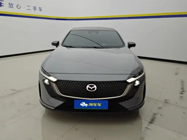 Mazda EZ-6 — Фото автомобиля 2