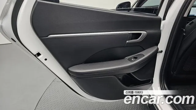 Hyundai Sonata — Фото автомобиля 14