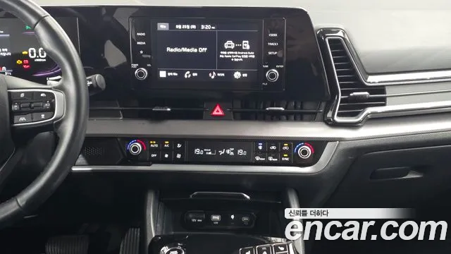 Kia Sportage Sportage 5-е поколение Дизель 2.0 2WD — Фото автомобиля 13
