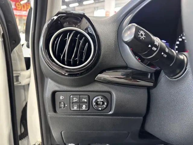 Kia KX1 — Фото автомобиля 5