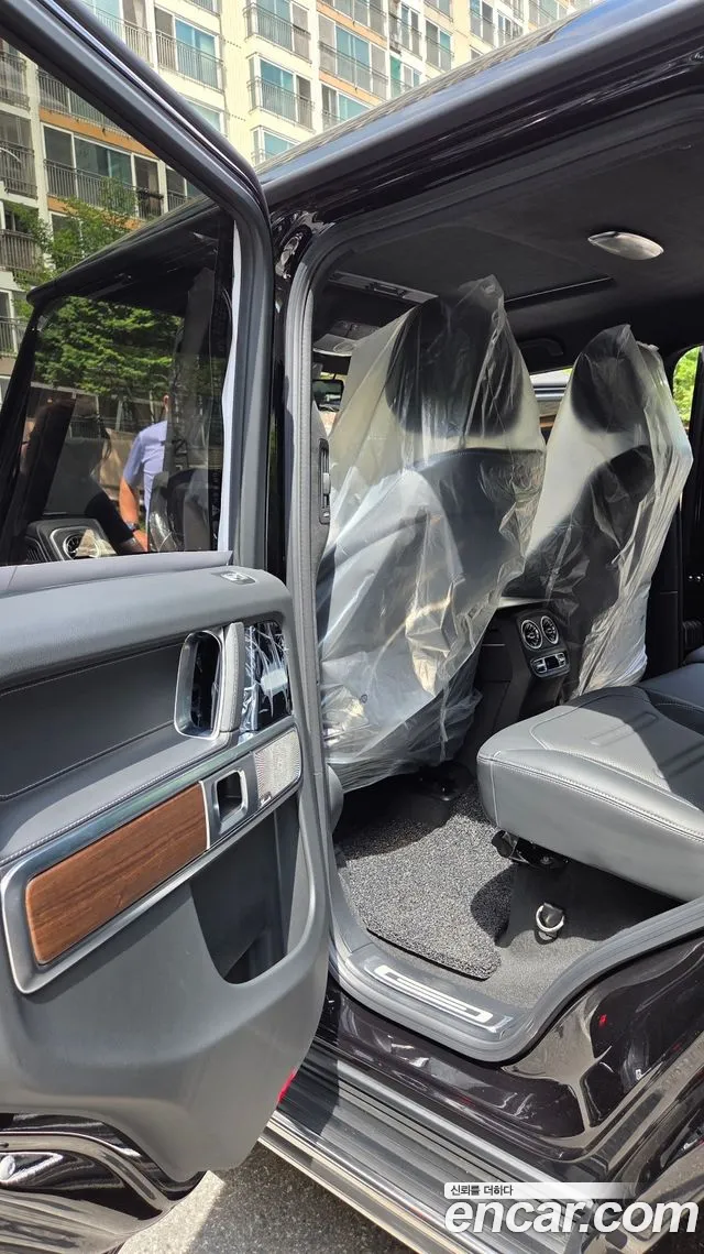 Mercedes-Benz G-Class — Фото автомобиля 11