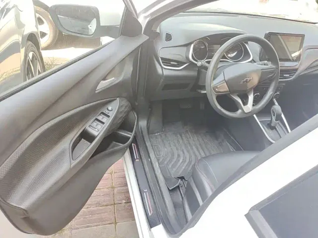Chevrolet Cavalier — Фото автомобиля 15