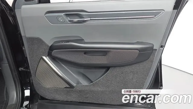 Kia EV9 Long Range 4WD — Фото автомобиля 5
