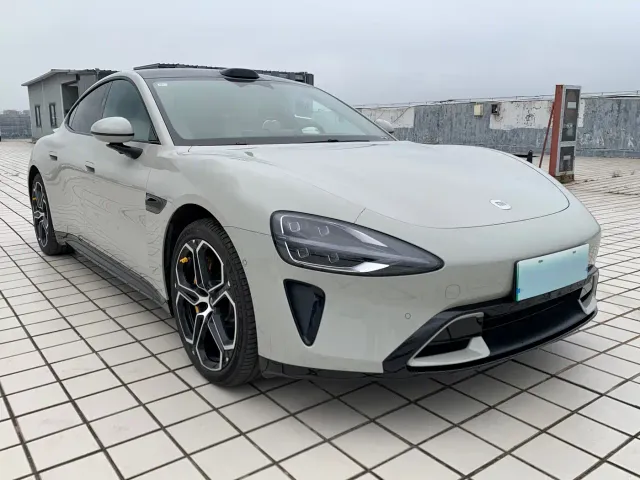 Xiaomi SU7 — Фото автомобиля 3