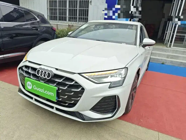 Фотография автомобиля — Audi A3