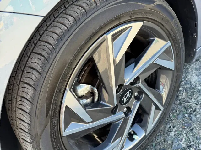 Hyundai Elantra — Фото автомобиля 6