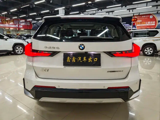 BMW X1 — Фото автомобиля 4
